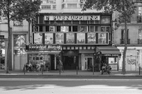 http://www.emileouroumov.fr/files/gimgs/th-50_14_EMO0025_Boulevard du Montparnasse_12 mai_web.jpg